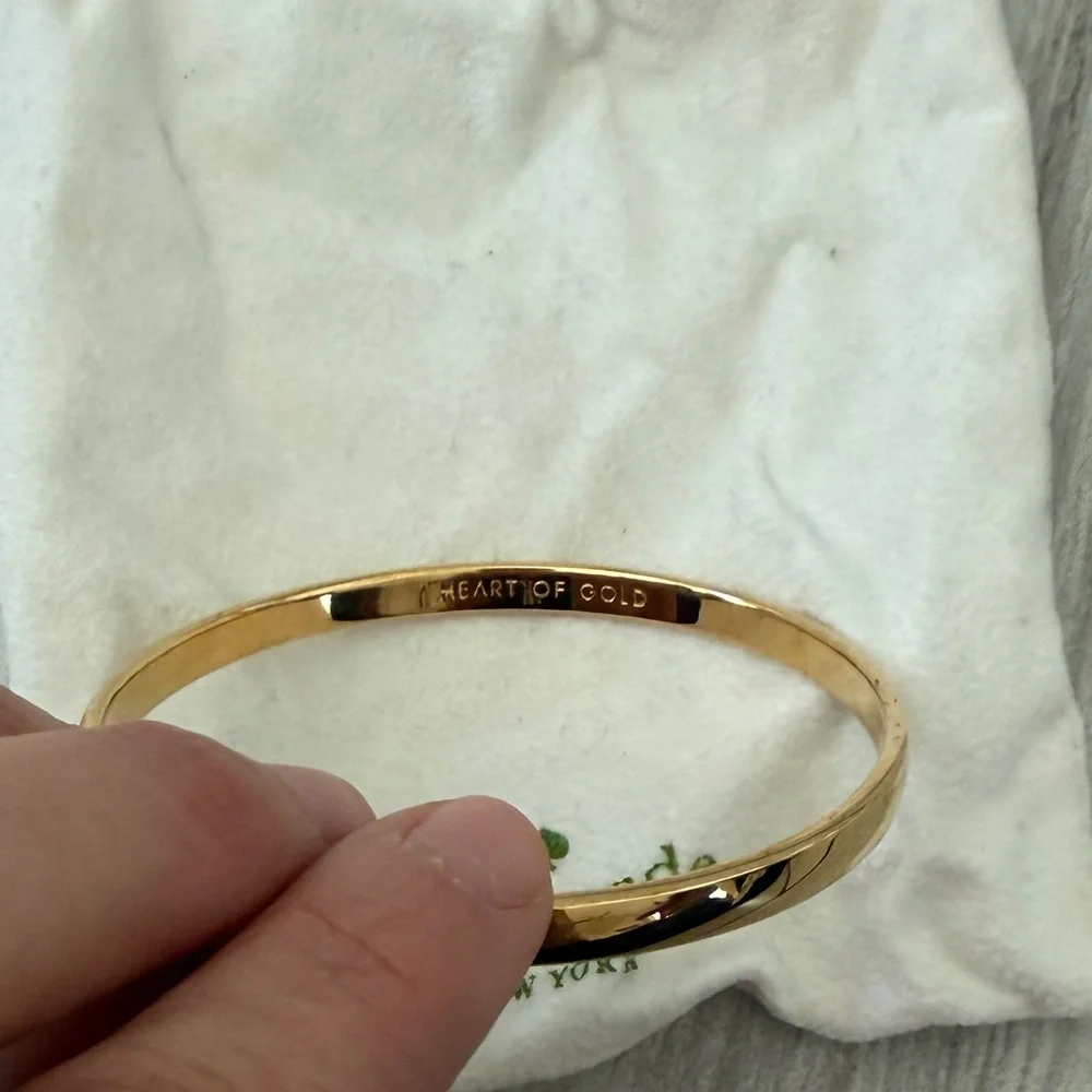Kate Spade New York idiom heart of gold bangle - Picture 2 of 5